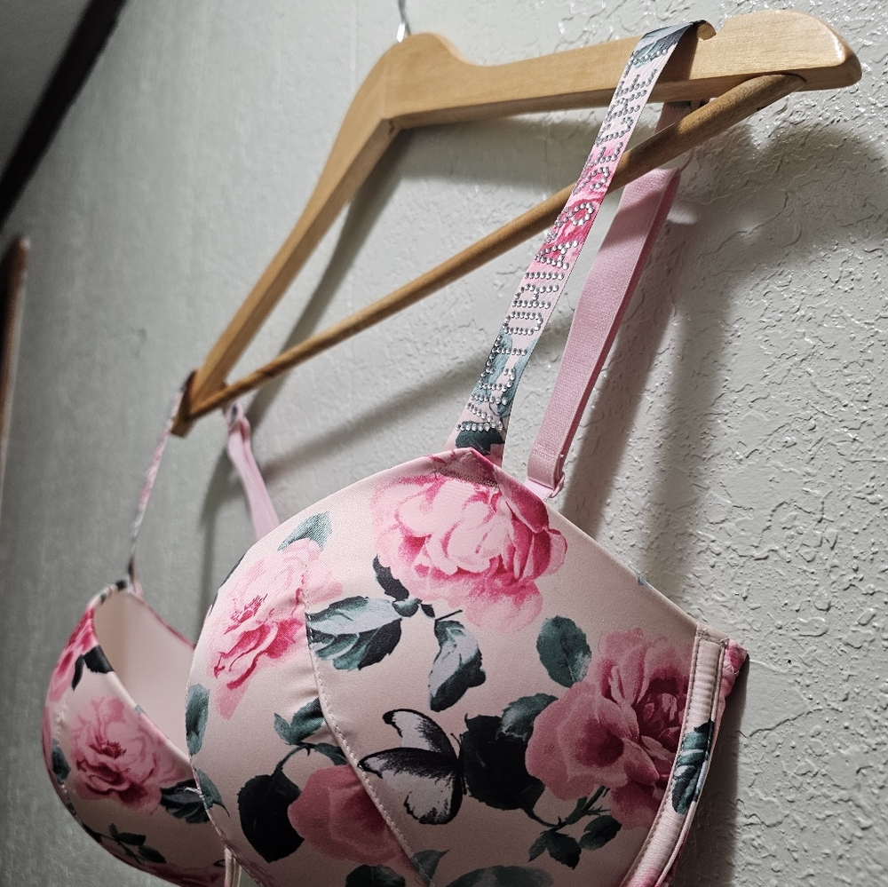 Victoria Secret Push Up Bra Call Me Rose